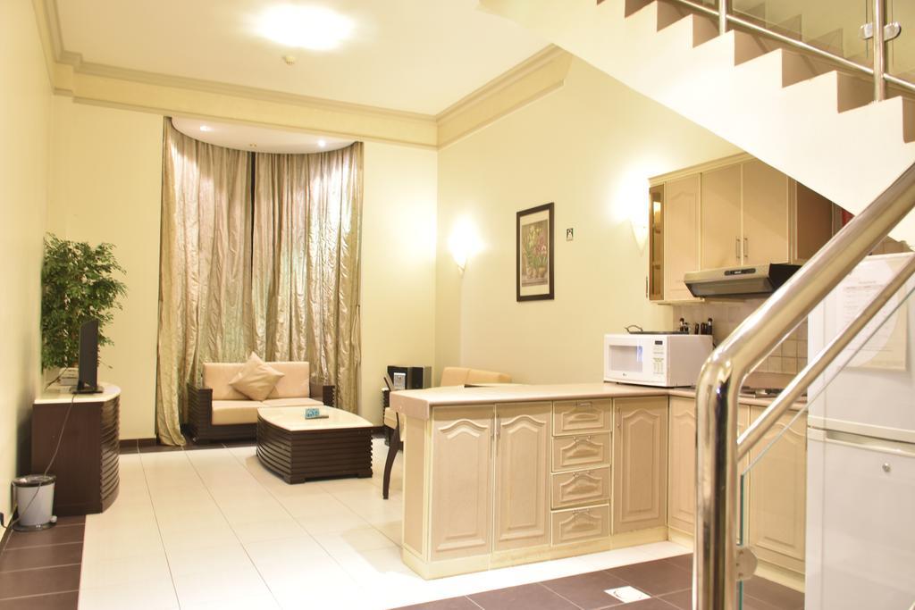 Al Tayyar Suites & Hotel Apartments - ริยาดห์ ภายนอก รูปภาพ