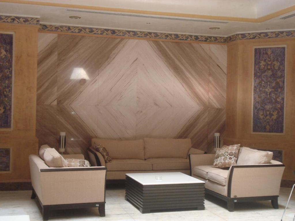Al Tayyar Suites & Hotel Apartments - ริยาดห์ ภายนอก รูปภาพ
