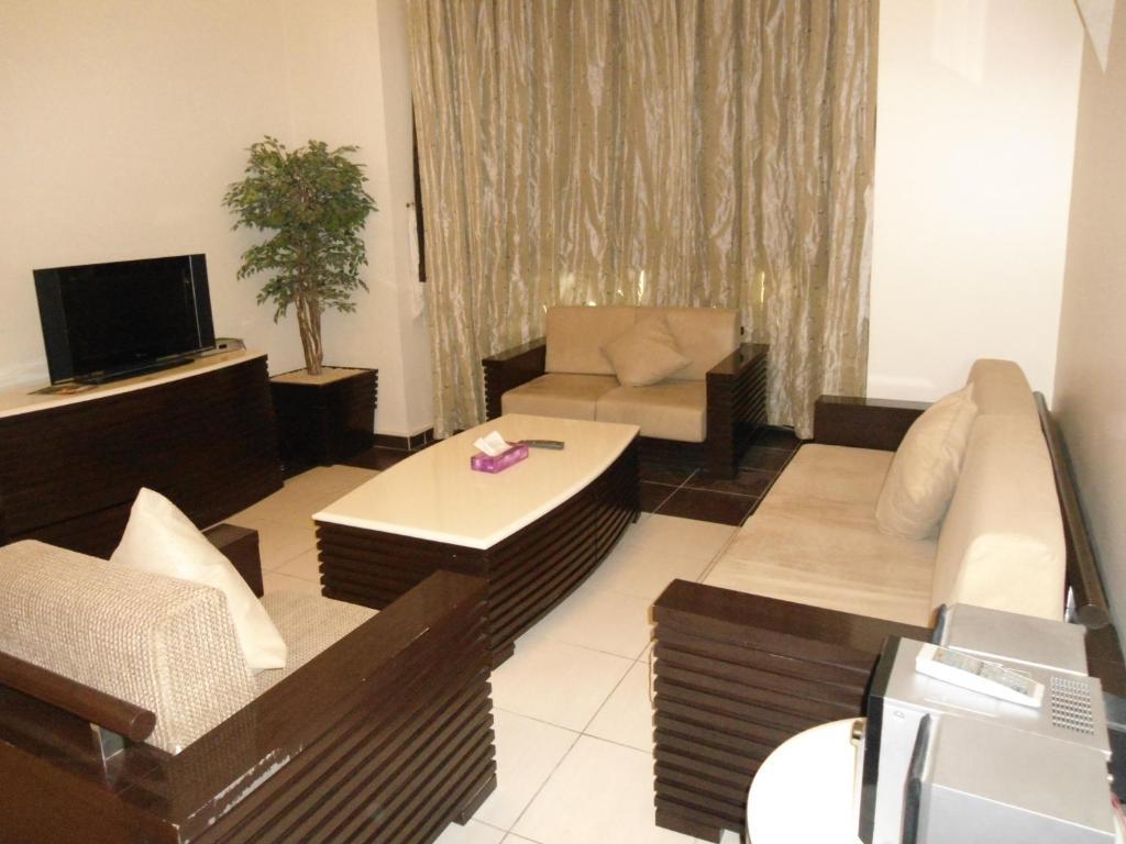 Al Tayyar Suites & Hotel Apartments - ริยาดห์ ห้อง รูปภาพ